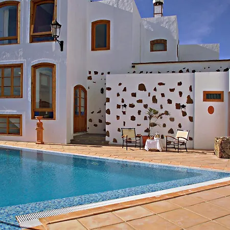 Country house La Casona De Yaiza *