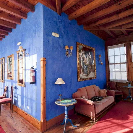 Casa rural La Casona De *